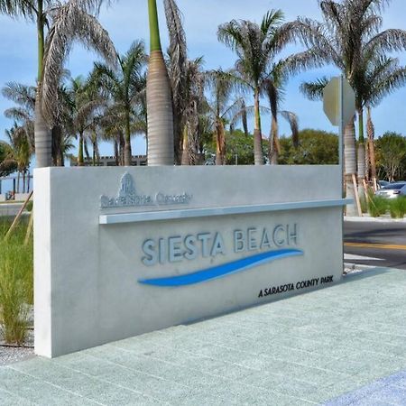 Siesta Key Village-Suite #4: A Block To The Beach! Sarasota Exterior photo